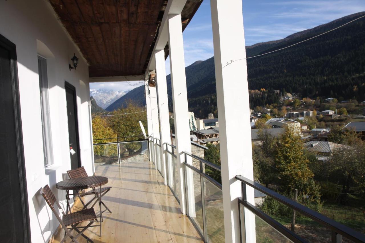 Eka'S Guest House Mestia Exterior foto